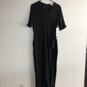 NORDSTROM CHELSEA 28 BLACK JUMPSUIT SZ M LOOSE FLOWY VISCOSE CROSSOVER FRONT